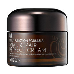 Face cream with snail...